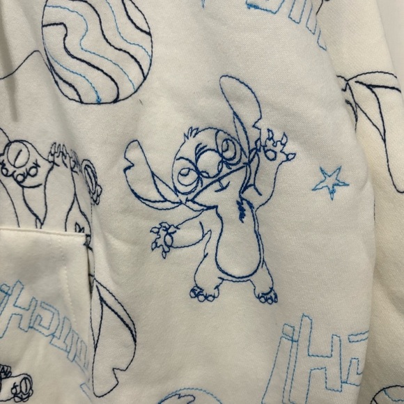 Women’s Disney’s Stitch Cream & Blue Fully Zippered, Hooded Sweatshirt. Size XL - Picture 3 of 7